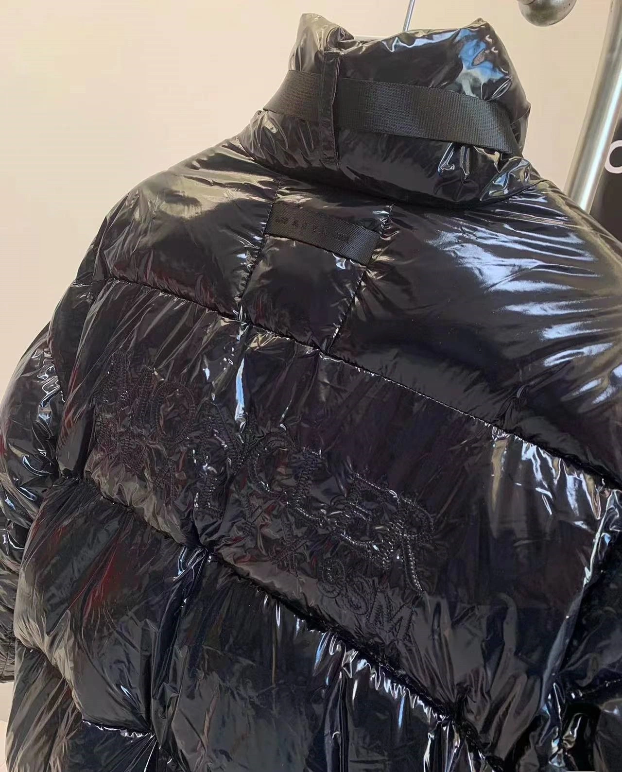 wg.luxury- 7o9385r Mahoganus down jacket item:D-F431J1323